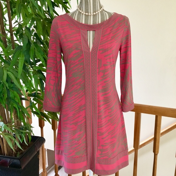 BCBG Maxazria Keyhole Dress Size Small - Picture 6 of 9